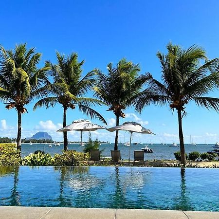 Latitude Luxury Seafront Suite Rivière Noire Esterno foto